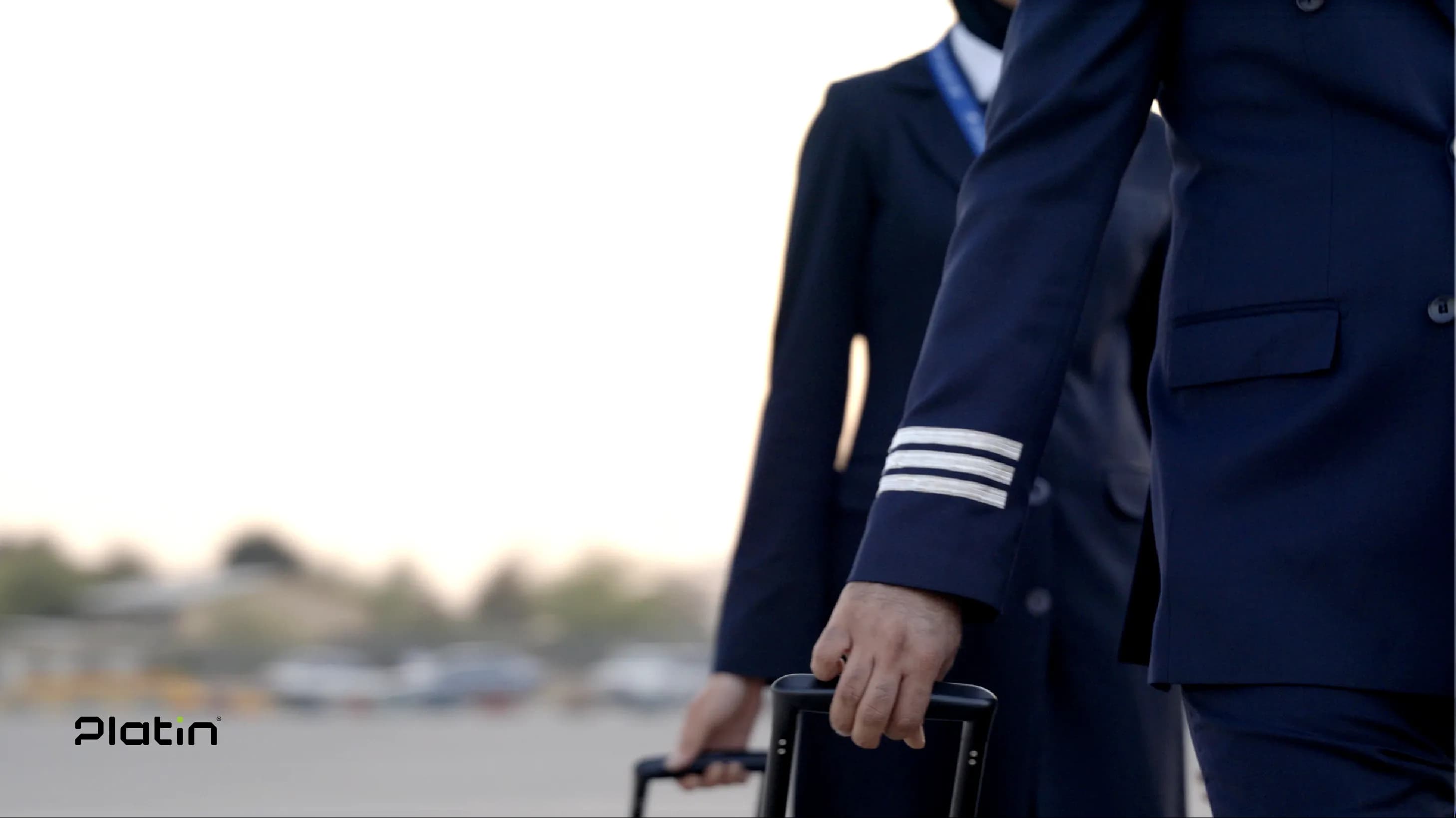 طراحی یونیفرم و هویت بصری اطلس ایر